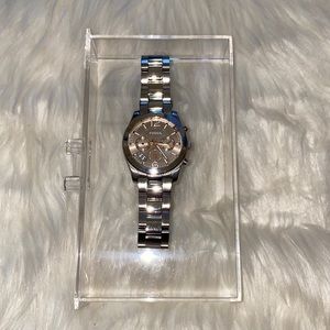 NEW! Perfect boyfriend taupe dial ladies watch!